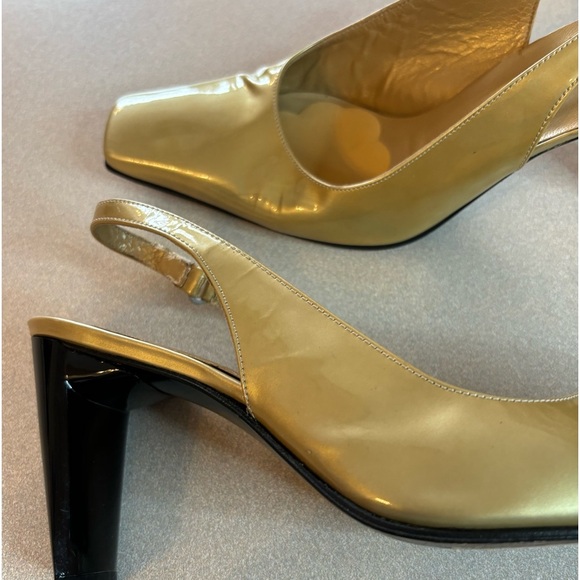 Stuart Weitzman Gold Patent Square Toe Sling Back - Picture 7 of 7
